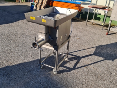 Mesoreznica Omega 32 / rabljena